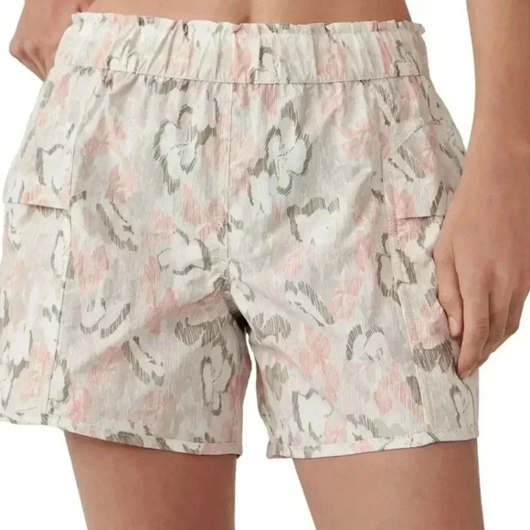 Free People FP Movement Women’s Size XS Ivory Combo Shorts - Picture 1 of 10